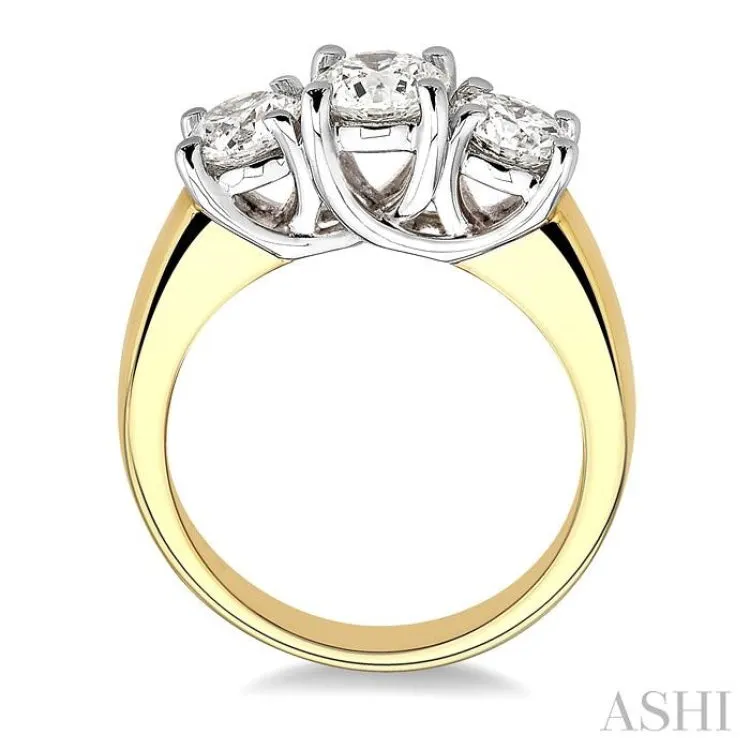 1 1/2 Ctw Three Stone Round Cut Diamond Ring in 14K Yellow and White Gold