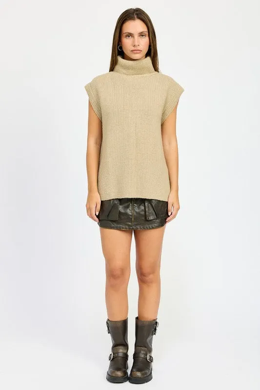 EMORY PARK Split Back Turtleneck Sleeveless Sweater Top