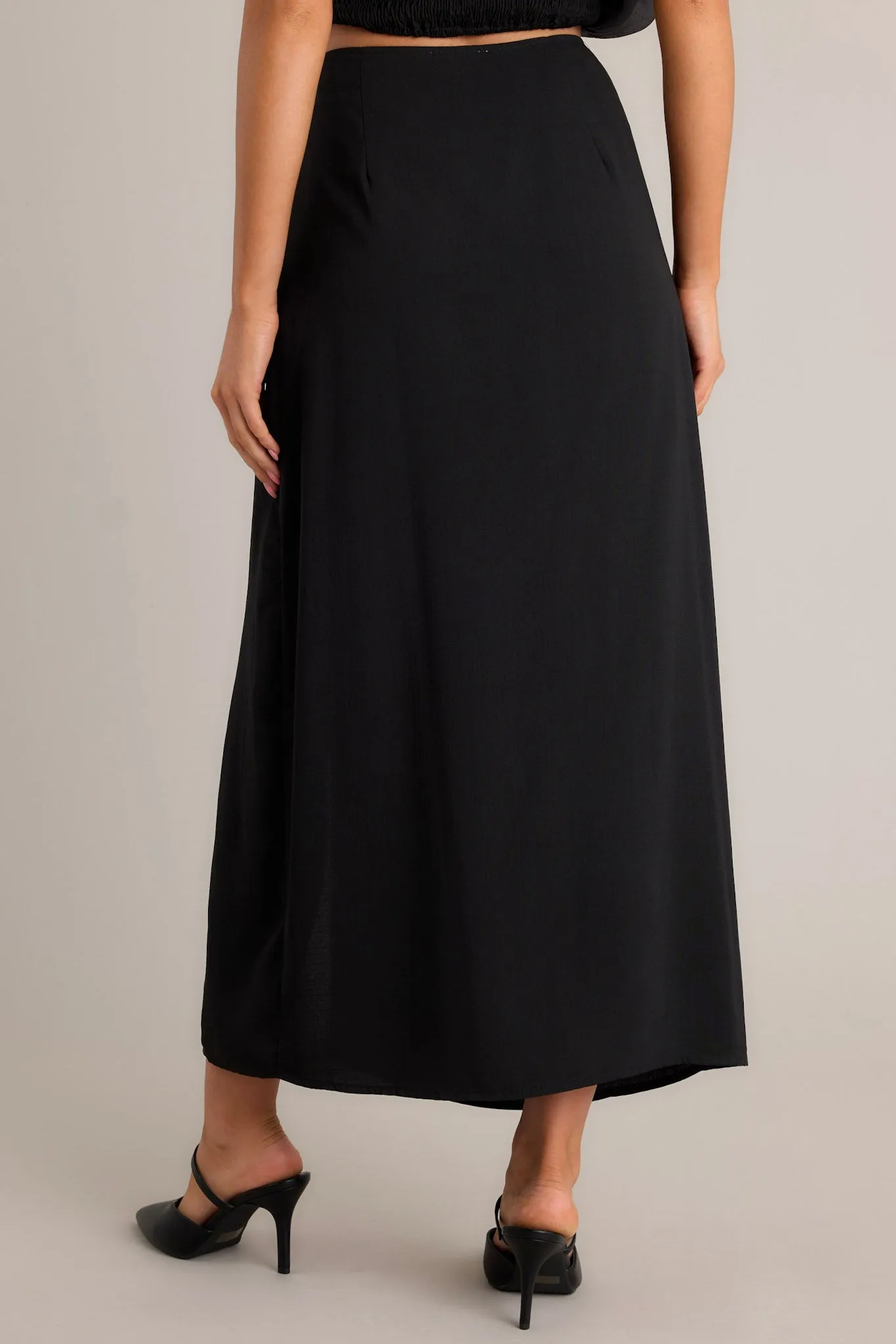 Nocturne Niche Black Midi Skirt