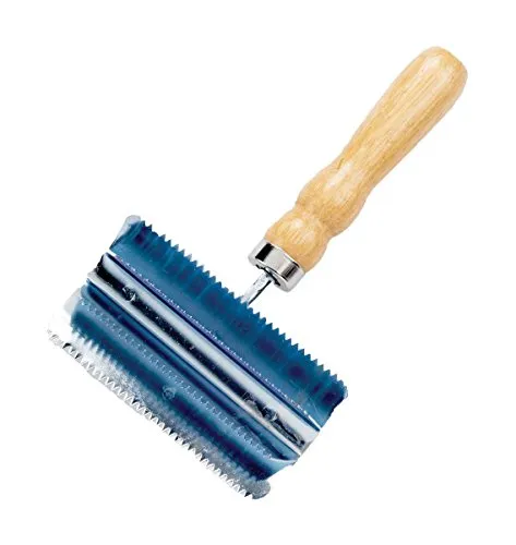 Small Metal Curry Comb